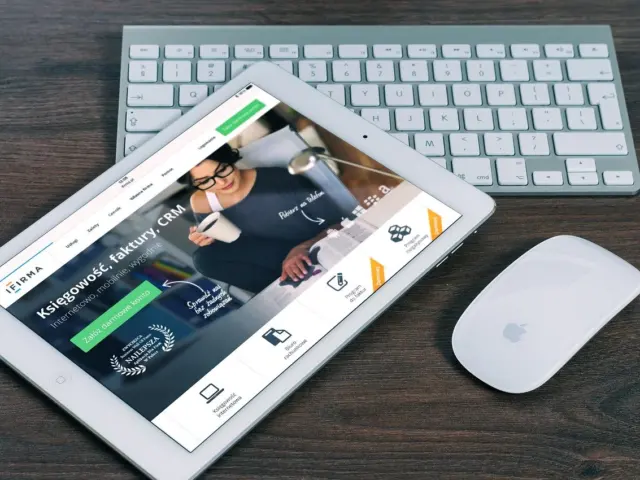 Responsive vs Adaptive Web Design: How to Choose the Best Approach for Your Site in 2026
